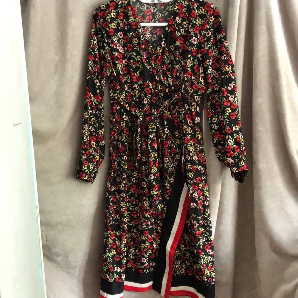 DEX NWT Floral dress